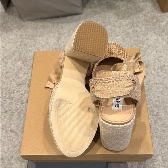 Steve Madden Tan and Cream Woven Platform Sandals - Picture 6 of 6